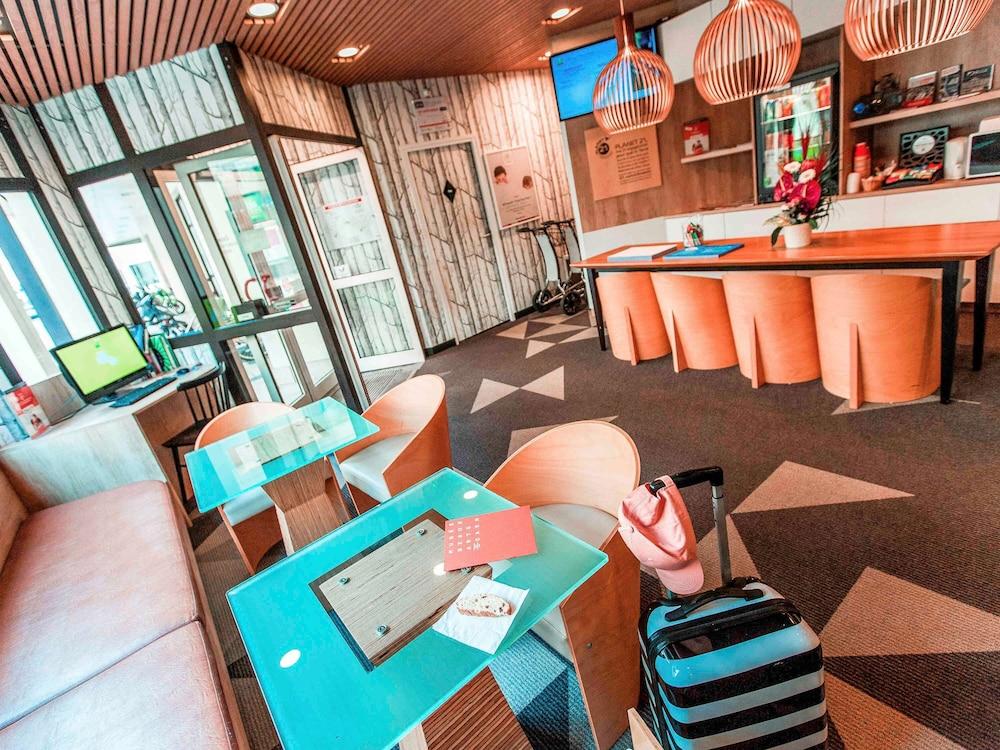 Ibis Styles Caen Centre Historique Exterior foto